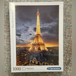 Eiffel Tower Puzzle - 1000 Pieces - Gold and Black